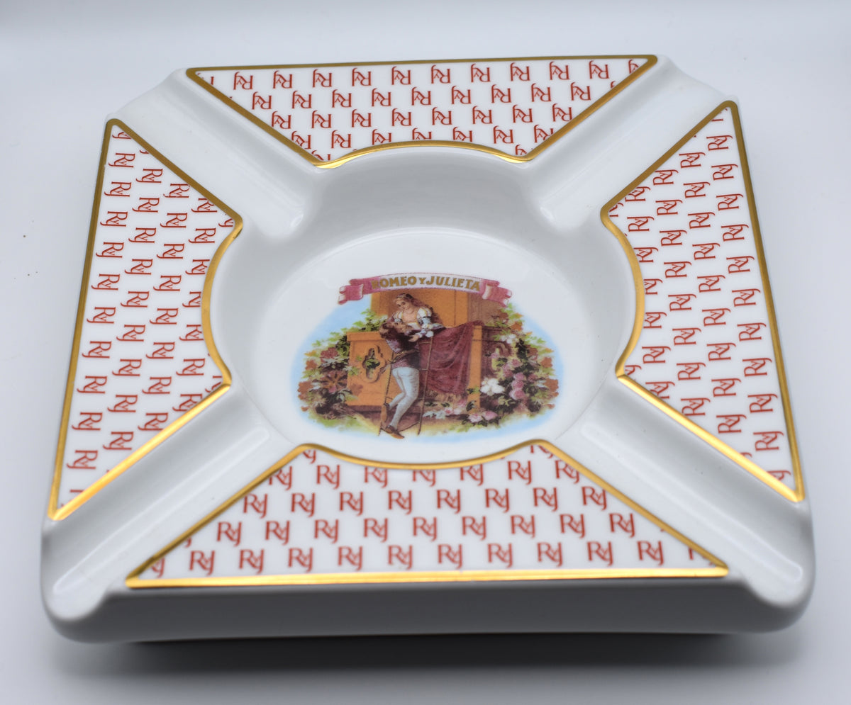Vintage Romeo y Julieta Cigar Ashtray, Bidasoa Spain, Made of Porcelain