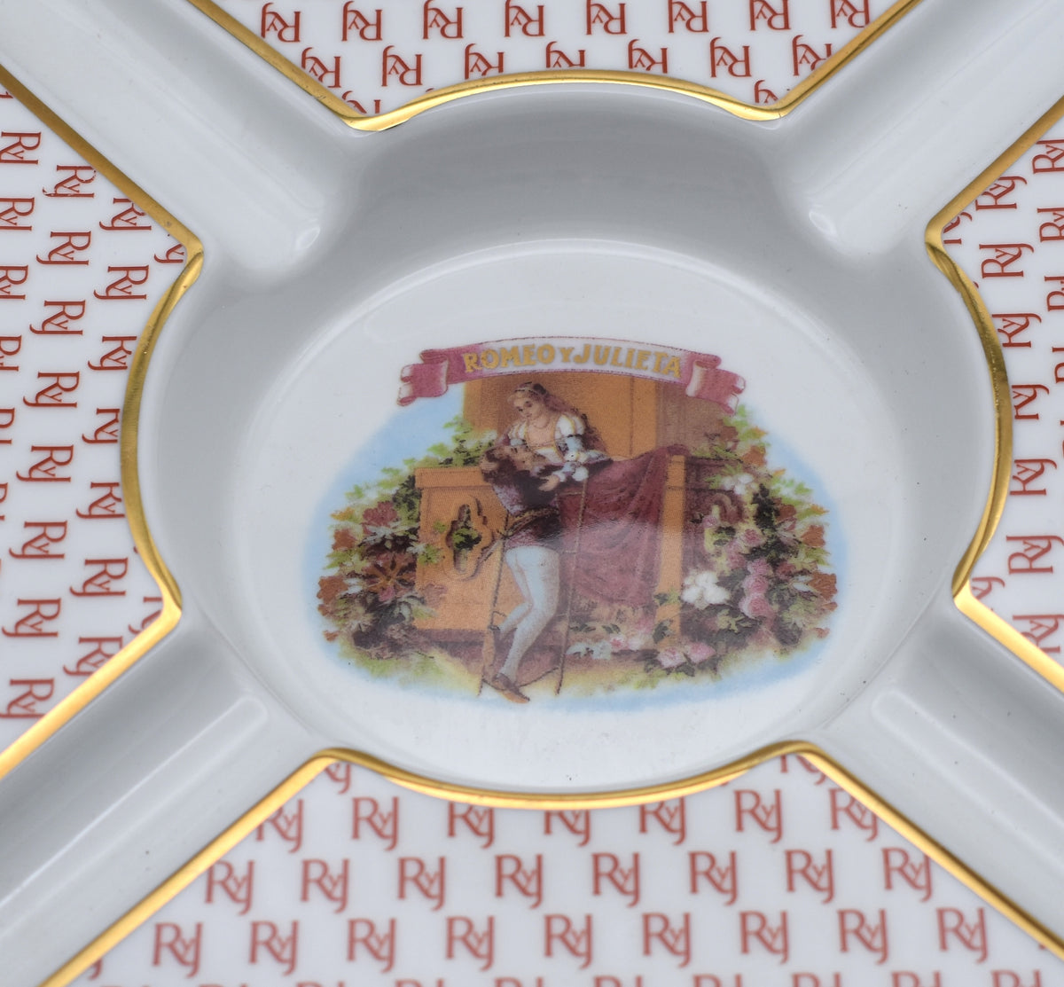 Vintage Romeo y Julieta Cigar Ashtray, Bidasoa Spain, Made of Porcelain