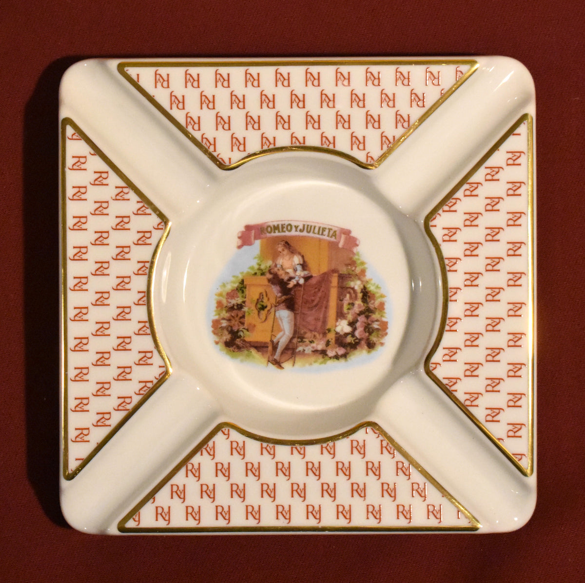 Vintage Romeo y Julieta Cigar Ashtray, Bidasoa Spain, Made of Porcelain