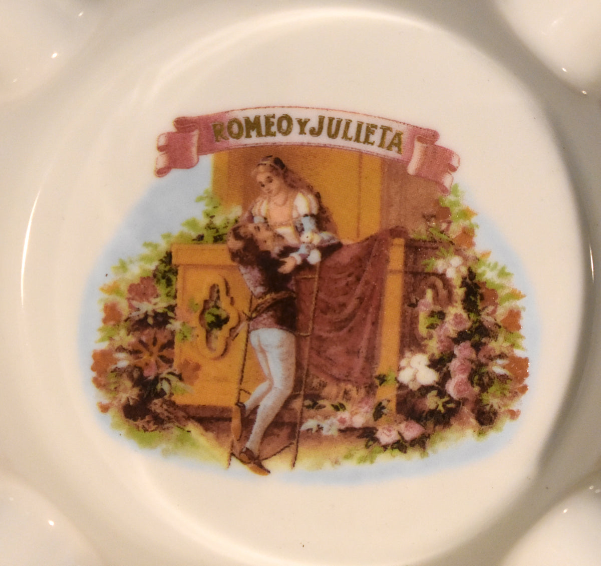 Vintage Romeo y Julieta Cigar Ashtray, Bidasoa Spain, Made of Porcelain