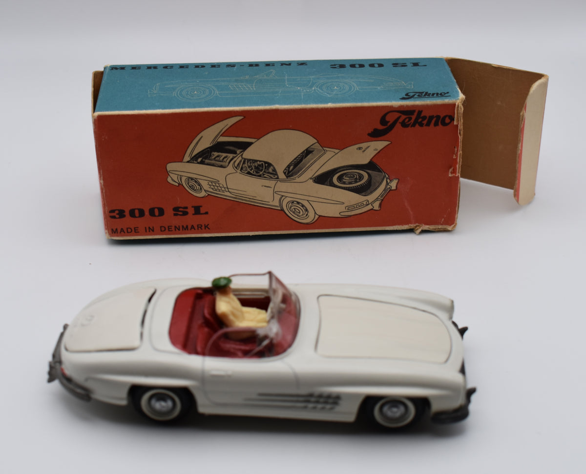 Tekno Car Number 924, Mercedes Benz 300 SL White, Made in Denmark